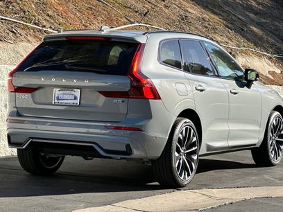 New 2026 Volvo XC60 B5 Ultra w/ Climate Package
