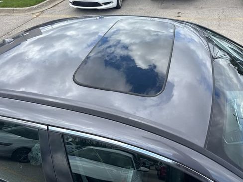 Used 2017 Honda Accord EX-L image 5