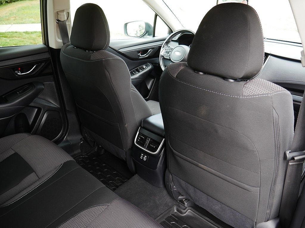 Used 2024 Subaru Outback Premium AWD/4WD image 47