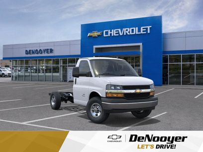 New 2025 Chevrolet Express 3500 w/ Power Convenience Package