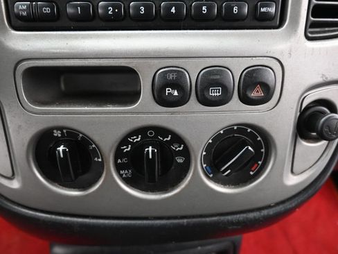 Used 2003 Ford Escape Limited FWD image 16