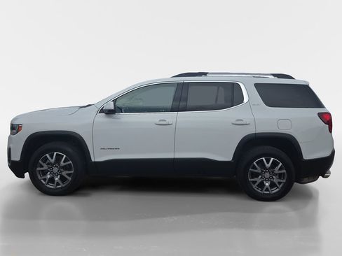 Used 2023 GMC Acadia SLT image 2