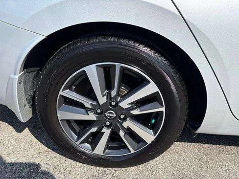 Used 2024 Nissan Versa S w/ S Plus Package FWD image 12