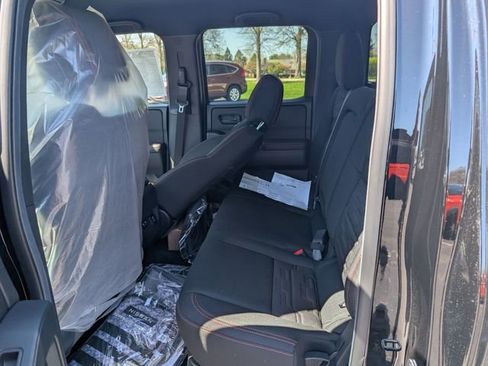 New 2026 Nissan Frontier PRO-4X w/ Pro-4x Convenience Package AWD/4WD image 10