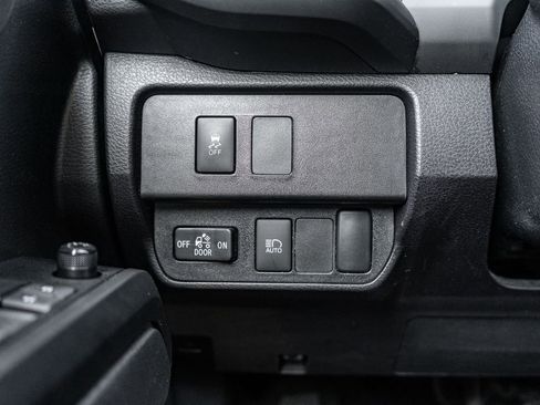 Used 2023 Toyota Tacoma SR AWD/4WD image 20