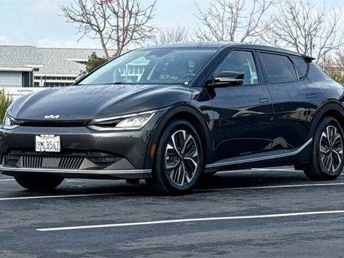 Certified 2024 Kia EV6 Light image 10