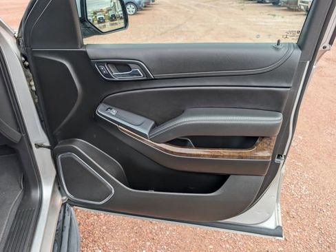 Used 2020 Chevrolet Suburban LS w/ Skid Plate Package AWD/4WD image 36