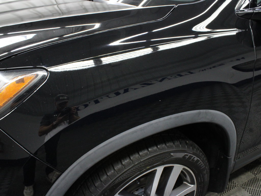 Used 2018 Honda Pilot Touring image 44