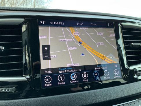 Used 2019 Chrysler Pacifica Touring Plus w/ Advanced Safetytec Group image 25