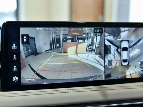 Used 2023 Genesis G70 3.3T w/ Sport Prestige Package image 18