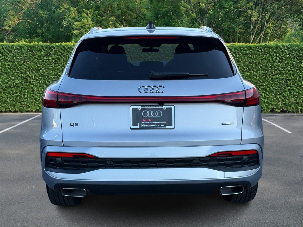 Used 2026 Audi Q5 Premium Plus w/ Premium Plus AWD/4WD image 5