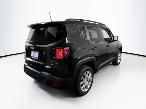Used 2022 Jeep Renegade Latitude image 5