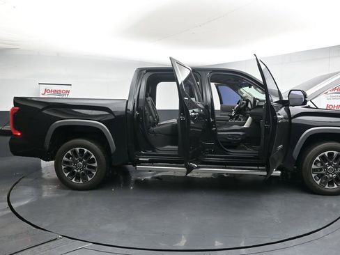 Used 2023 Toyota Tundra Limited AWD/4WD image 46