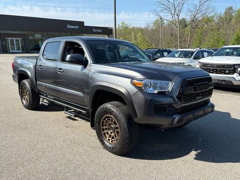 Used 2023 Toyota Tacoma 4x4 Double Cab w/ Trail Edition image 6