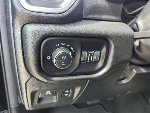 Used 2023 RAM 1500 Laramie RWD image 29
