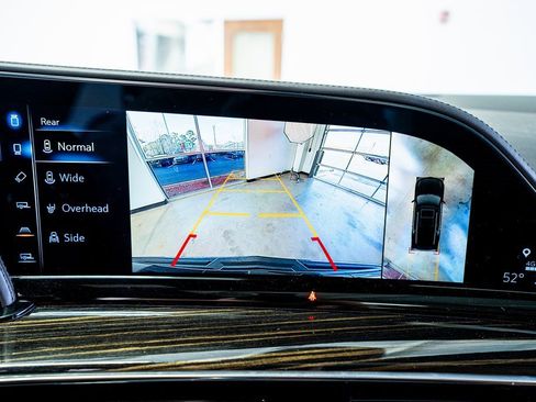 Used 2021 Cadillac Escalade Sport w/ Driver Assist Tech Package image 44