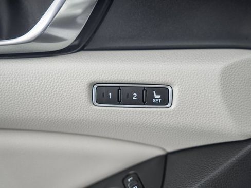 Used 2022 Honda Accord Touring image 39