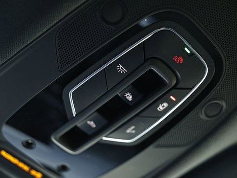 Certified 2024 Audi SQ5 Premium image 40