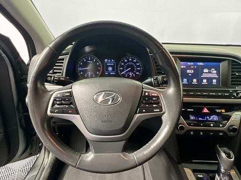 Used 2017 Hyundai Elantra Value Edition w/ Cargo Package image 17