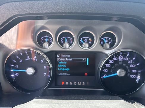 Used 2015 Ford F250 Lariat w/ FX4 Off-Road Package AWD/4WD image 23