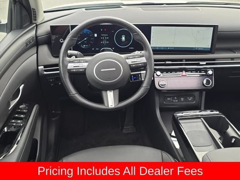 Used 2025 Hyundai Tucson Limited FWD image 8