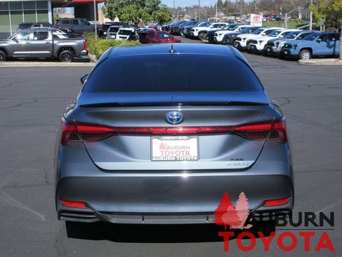 Certified 2021 Toyota Avalon XSE image 6