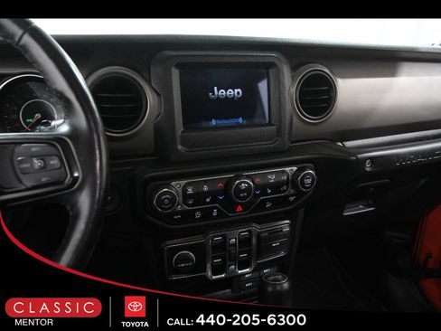 Used 2020 Jeep Wrangler Unlimited Sport AWD/4WD image 9