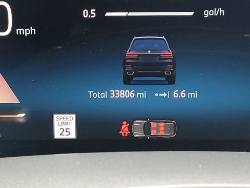 Certified 2024 BMW X7 xDrive40i w/ Climate Comfort Package image 32