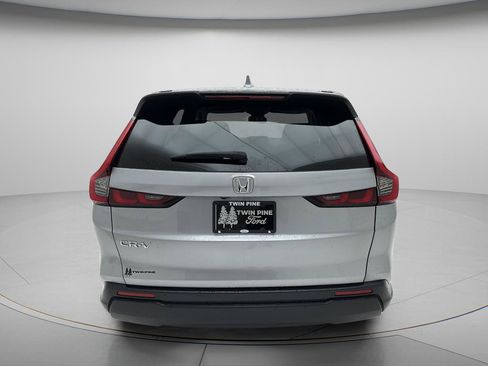 Used 2025 Honda CR-V LX image 6