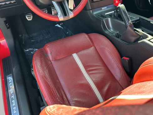 Used 2010 Ford Mustang GT RWD image 20