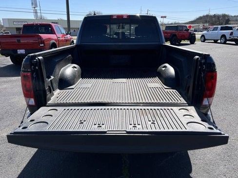 Used 2019 RAM 1500 Big Horn AWD/4WD image 7