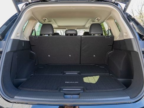 New 2026 Nissan Rogue Platinum AWD/4WD image 8