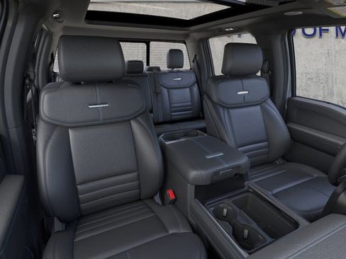 New 2026 Ford F450 Platinum w/ FX4 Off-Road Package image 10