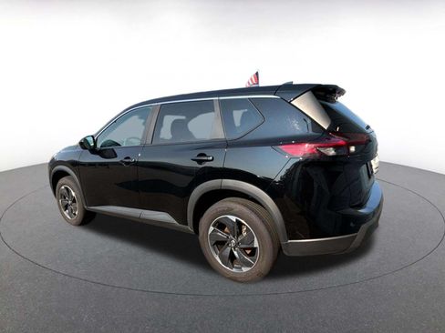 Used 2025 Nissan Rogue SV AWD/4WD image 7