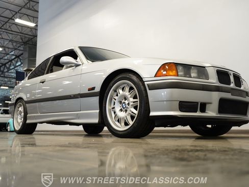 Used 1996 BMW M3 Coupe RWD image 35