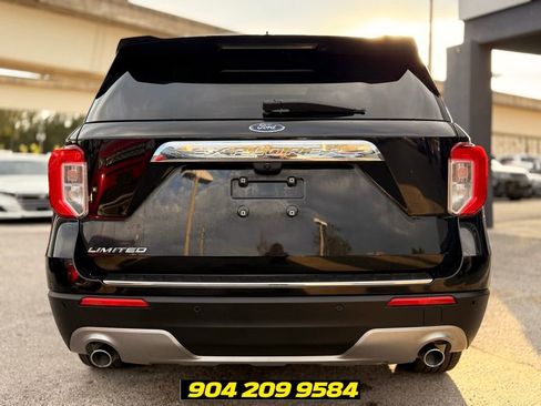 Used 2021 Ford Explorer Limited w/ Equipment Group 301A RWD image 6