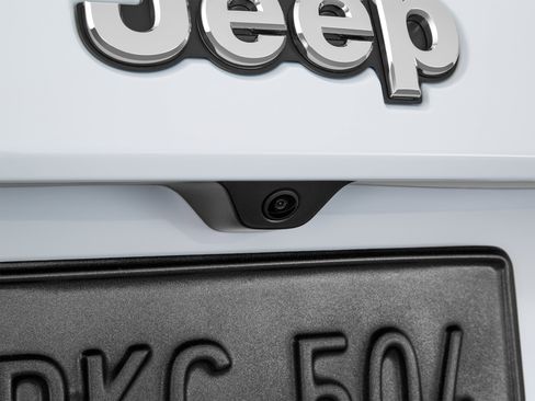 Used 2015 Jeep Grand Cherokee Overland w/ Advanced Technology Group RWD image 70