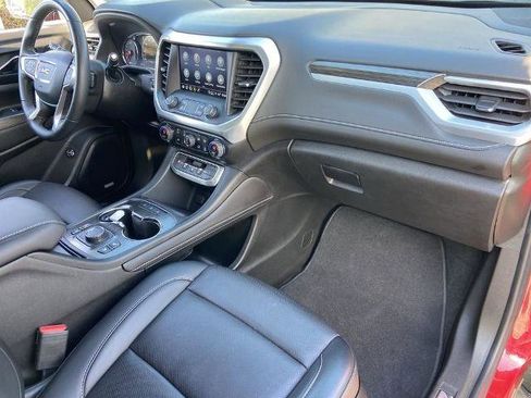 Certified 2023 GMC Acadia SLT w/ Technology Package image 25