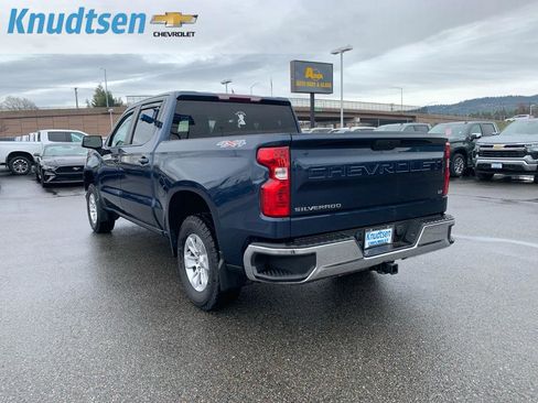 Used 2022 Chevrolet Silverado 1500 LT w/ Bed Protection Package image 5