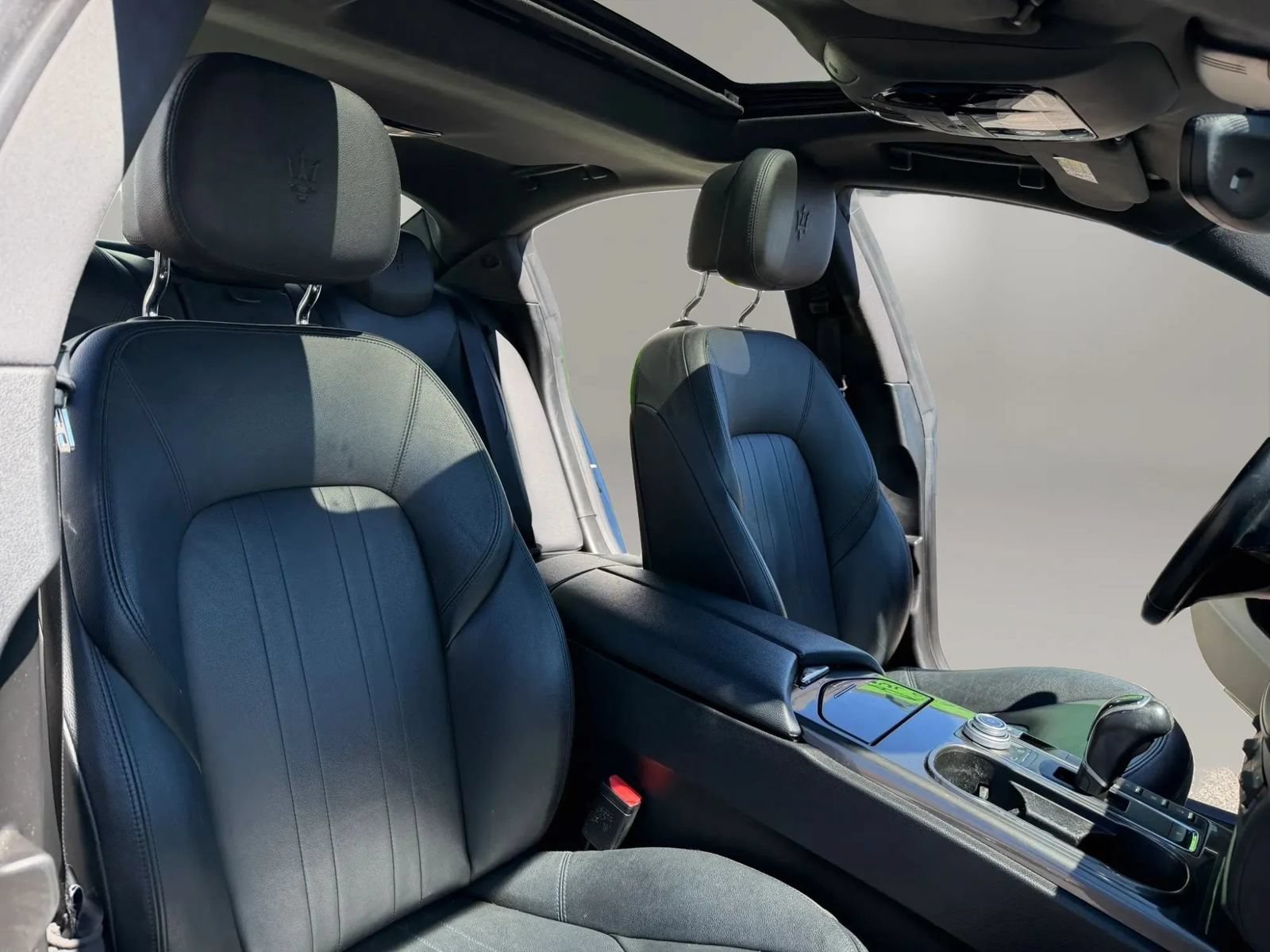 Used 2018 Maserati Ghibli RWD image 18