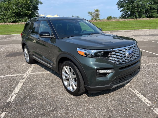 Certified 2023 Ford Explorer Platinum w/ Technology Package AWD/4WD image 2