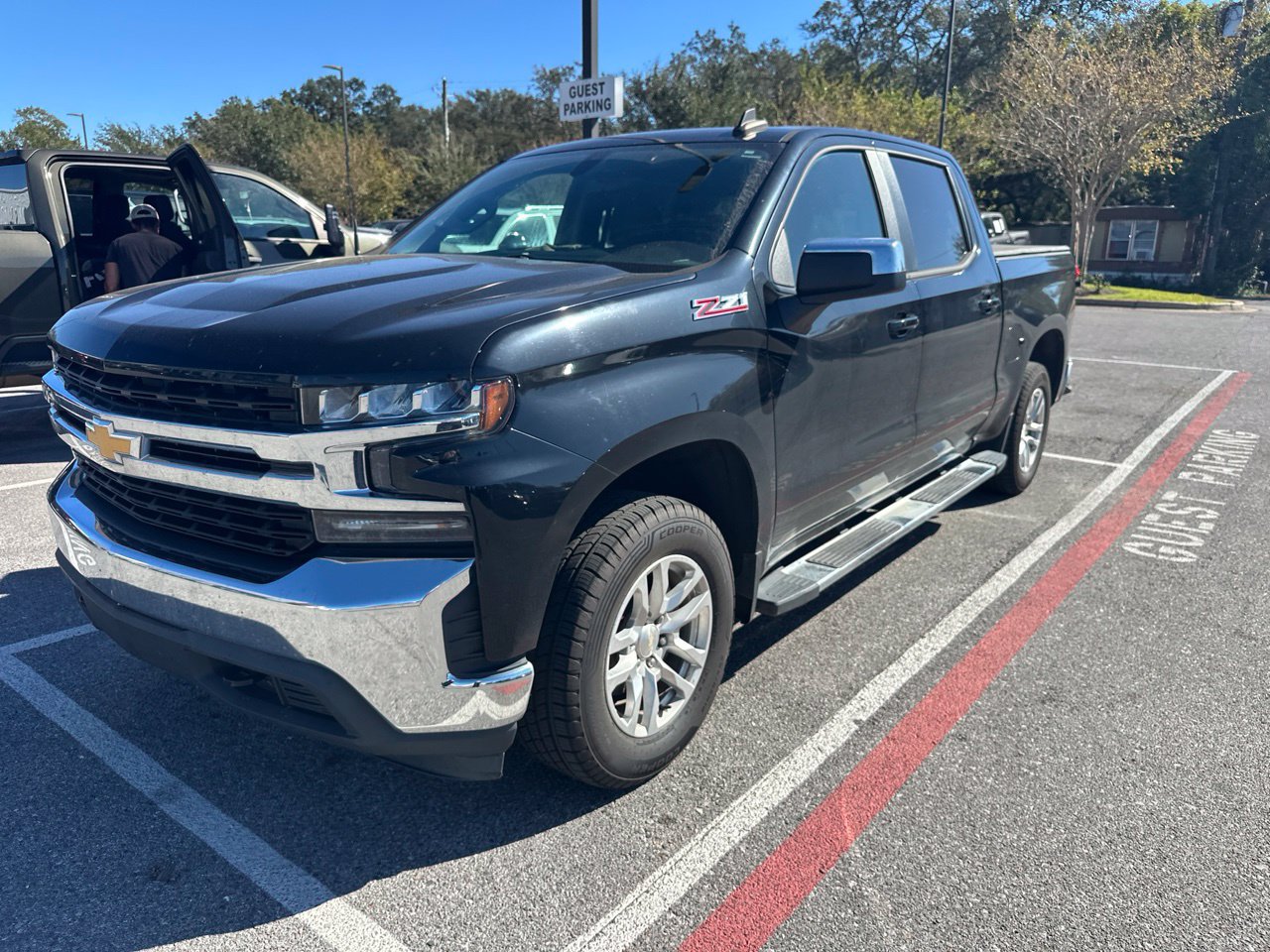 Used 2019 Chevrolet Silverado 1500 LT w/ All-Star Edition AWD/4WD image 1