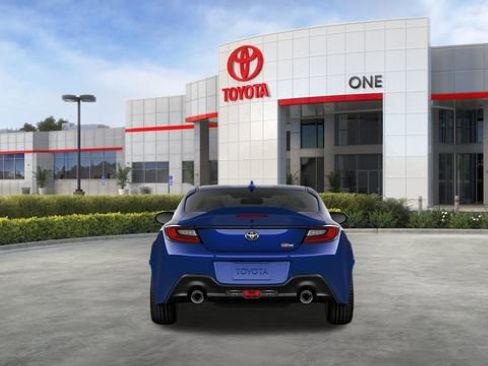 New 2026 Toyota GR86 Premium image 9