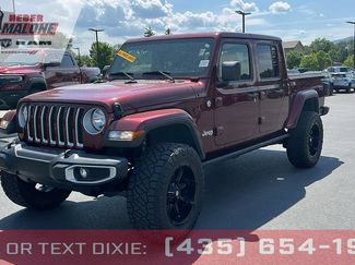 Used 2022 Jeep Gladiator Overland w/ Popular Equipment Package AWD/4WD video 1