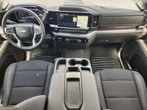 Used 2025 Chevrolet Silverado 1500 LT AWD/4WD image 26
