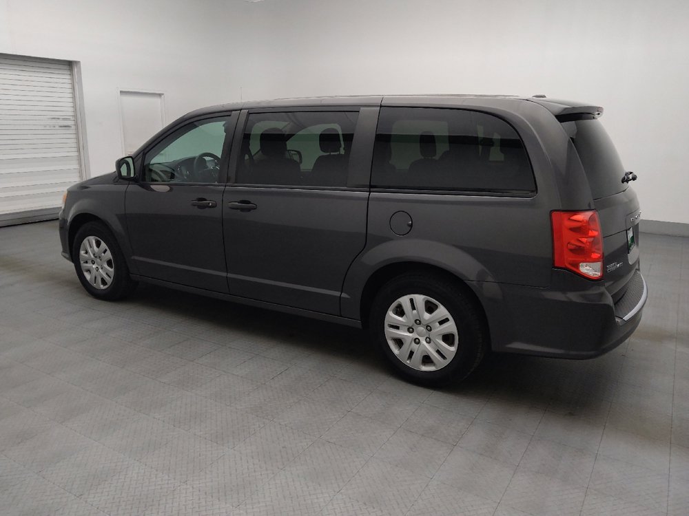 Used 2019 Dodge Grand Caravan SE FWD image 3