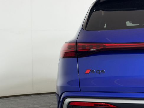 New 2026 Audi SQ5 Premium Plus image 13