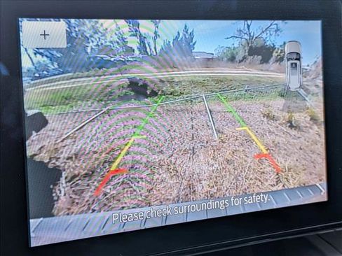 Used 2021 Ford Explorer XLT w/ Equipment Group 202A image 5