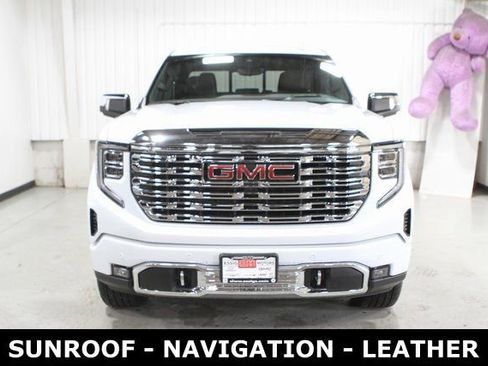 New 2026 GMC Sierra 1500 Denali w/ Denali Reserve Package image 9