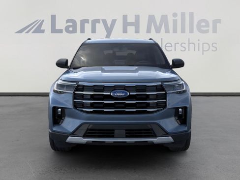 New 2026 Ford Explorer Active image 6